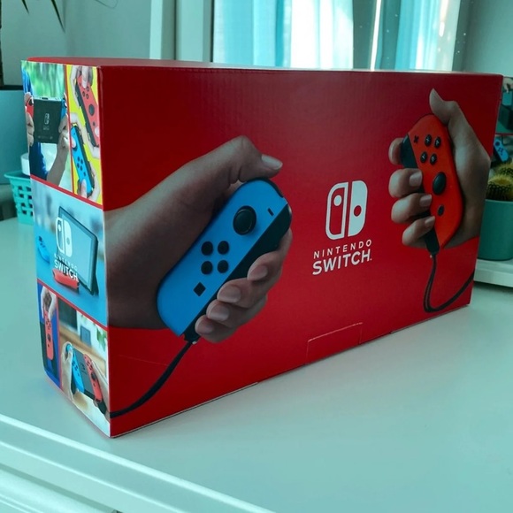 New Nintendo Switch 32GB Console - Picture 9 of 10